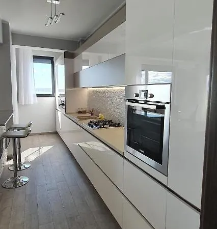 Lakefront Boutique Apartments Sophia Residence Pool Resort *