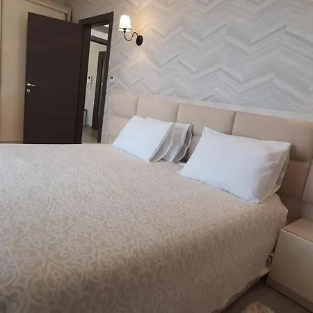 Lakefront Boutique Apartments Sophia Residence Pool Resort * Mamaia