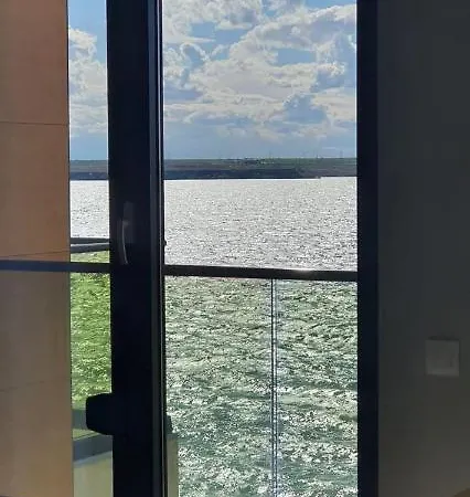Lakefront Boutique Apartments Sophia Residence Pool Resort *