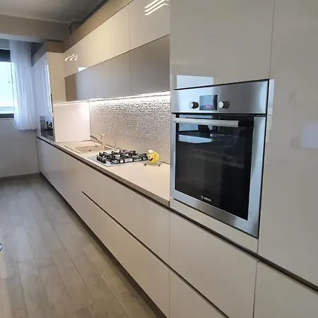 Lakefront Boutique Apartments Sophia Residence Pool Resort Mamaia