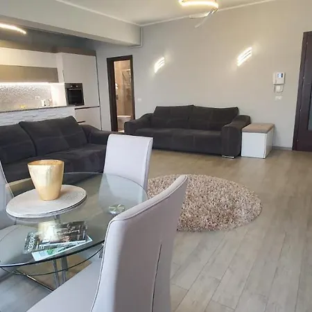 Lakefront Boutique Apartments Sophia Residence Pool Resort Apartment *